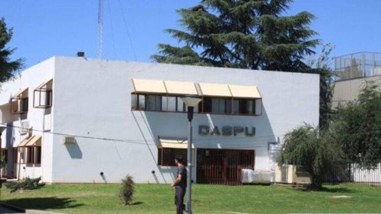 Daspu en la cuerda floja: preocupaciones por deuda y atención futura