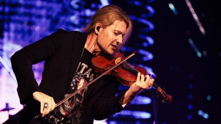David Garrett deslumbró en Argentina con un electrizante espectáculo clásico en el Gran Rex
