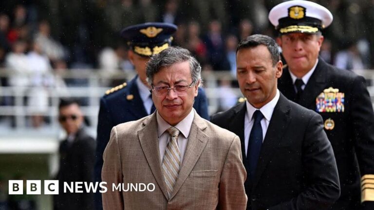 Furiosas críticas al gobierno de Petro tras la muerte de 15 menores en bombardeos militares