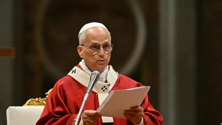 El papa León XIV exige liberar a más de 300 estudiantes secuestrados en Nigeria.