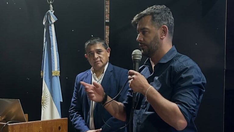 Tanti se alista para inaugurar su nuevo municipio y redefine tasas ante el gobierno de Milei