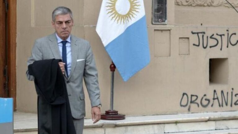 Renuncia de Emilio Andruet como vocal de la Cámara 2ª del Crimen de Río Cuarto