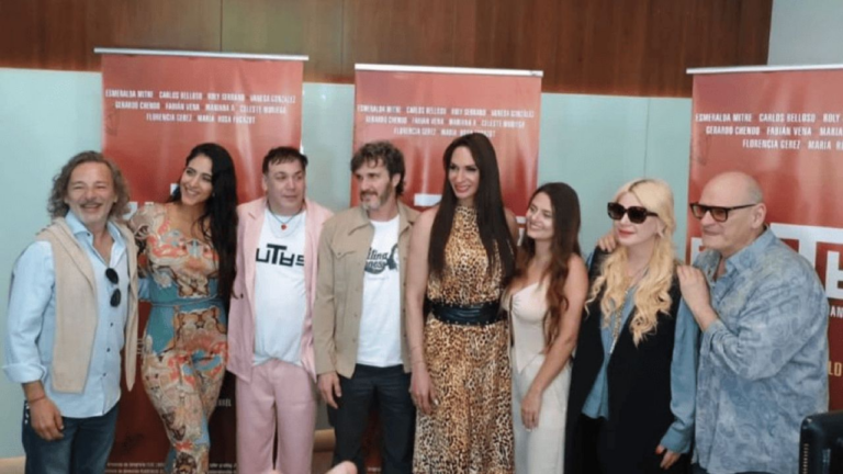 Esmeralda Mitre brilla en el desafiante protagónico de ‘Putas’ en su avant premiere