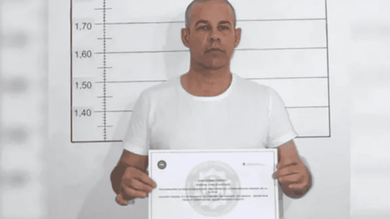 “Fred Machado: La mancha tóxica en la política libertaria”