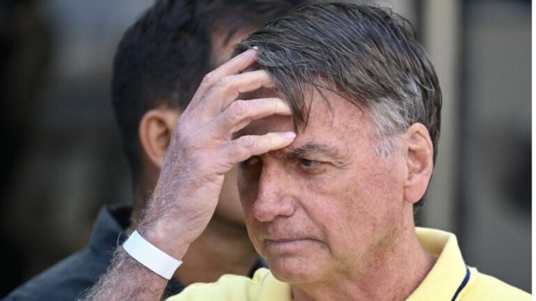 Bolsonaro admitió intento de quitarse la tobillera electrónica
