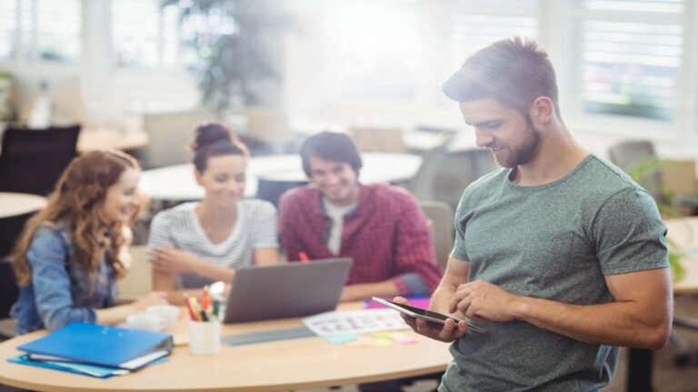 Integración laboral de los jóvenes: La adaptabilidad como clave del éxito