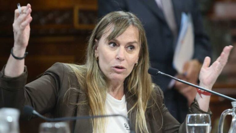 Juliana di Tullio reacciona ante los despidos en la fábrica de Essen
