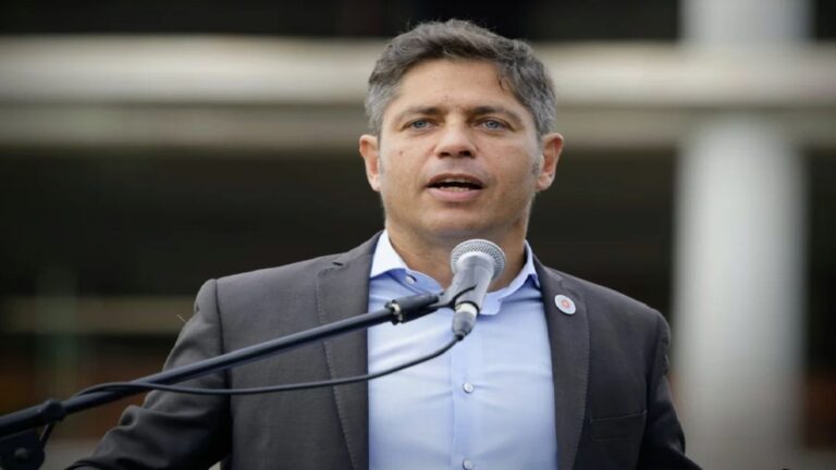 Axel Kicillof aprueba el presupuesto y la ley fiscal, pero Ibarra advierte: ‘Sabor amargo para el gobernador’