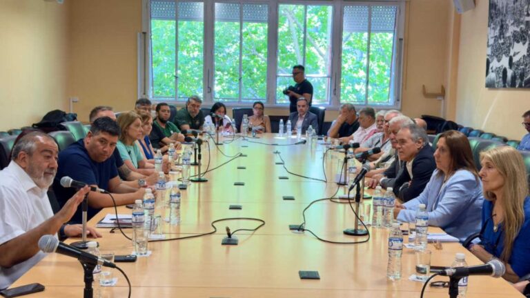 CGT y PYMES Unen Fuerzas ante Reformas del Gobierno