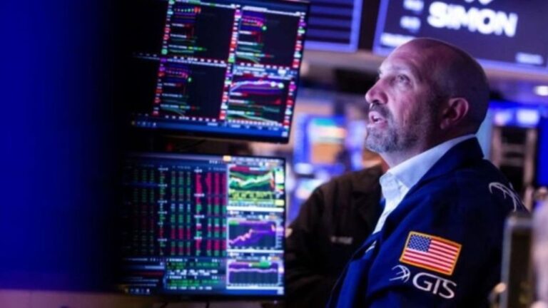 Nvidia impulsa a Wall Street: S&P 500 cerca de un nuevo récord por la IA