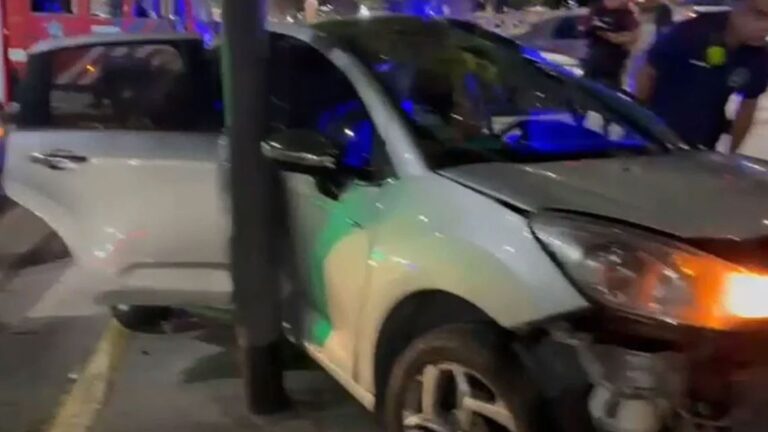 Trágico choque en Montserrat: dos mujeres mueren tras colisión de camioneta, auto y bicicleta
