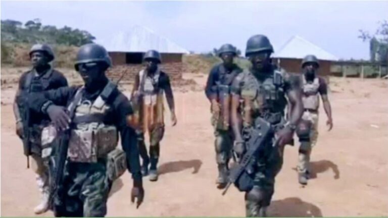 Nigeria: 50 Estudiantes Escapan del Secuestro, Más de 250 Permanecen Cautivos