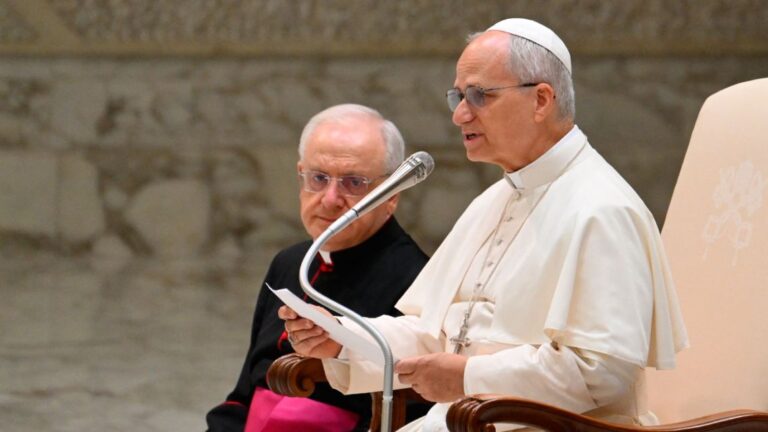 El Papa León XIV urge a la paz y advierte: ‘No debemos acostumbrarnos a la guerra’