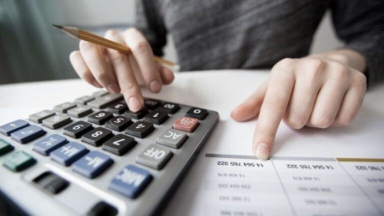 ¿Cuánto invertir en un plazo fijo para obtener más de $100,000 en 30 días?