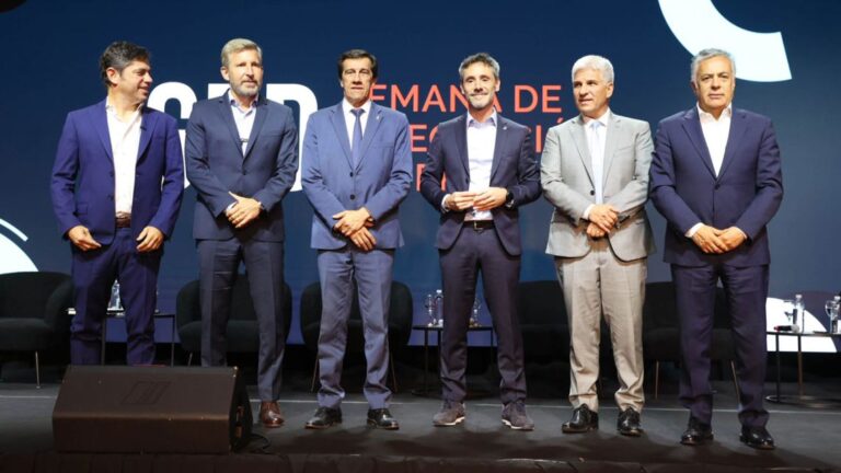 Gobernadores y 400 jóvenes debaten el futuro del desarrollo federal en la Semana de Integración