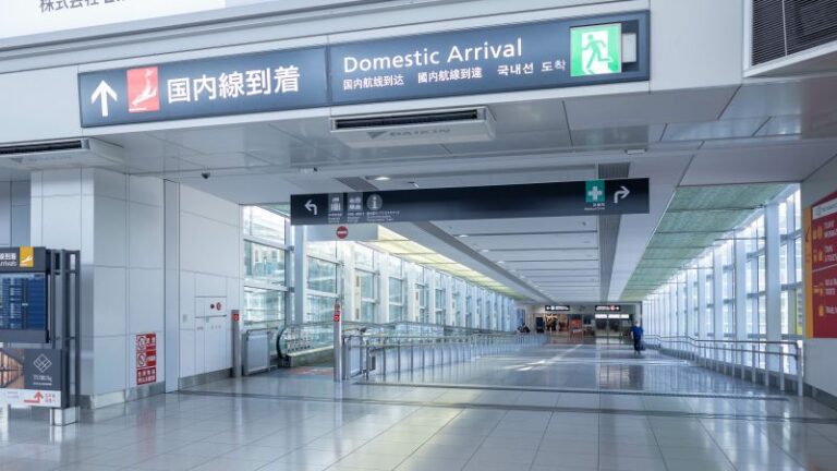 Top Aeropuertos del Mundo 2024: Selección de AirHelp