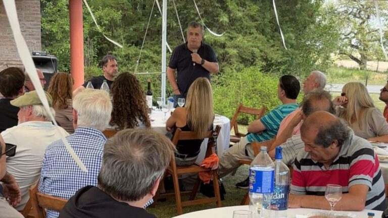 Mario Negri regresa y advierte: ‘La UCR está ausente en el debate público’