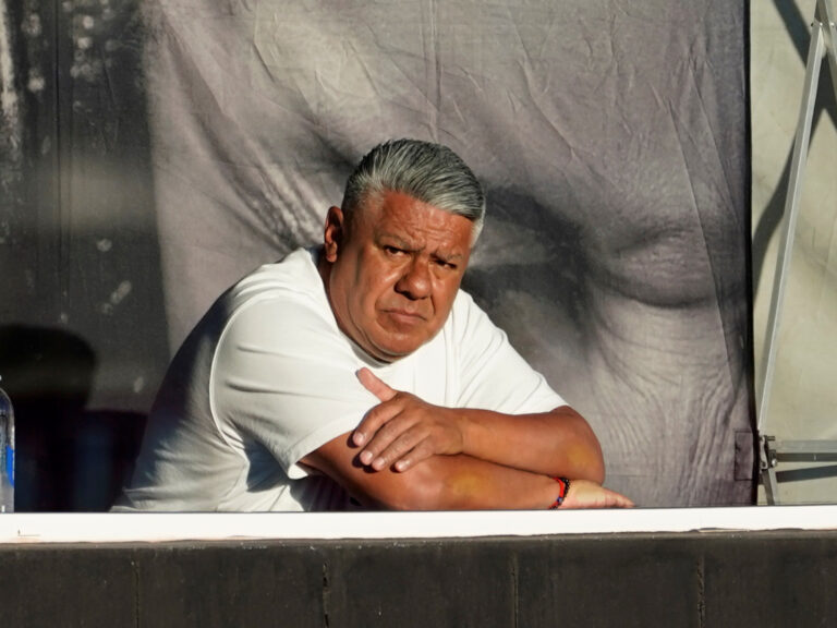 Empresas Falsas: El Escándalo de Lavado de $72.000 Millones de Chiqui Tapia