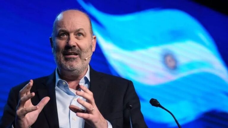 Sturzenegger: La reforma laboral no impactará a estatales y busca impulsar el empleo formal