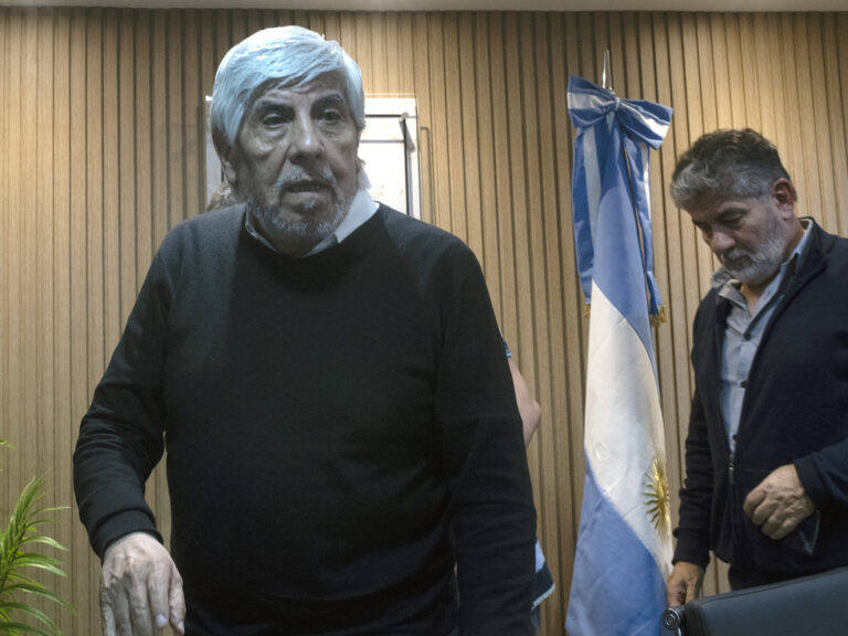 Impulsan ley ‘anti Moyano’ para frenar indemnizaciones de Camioneros