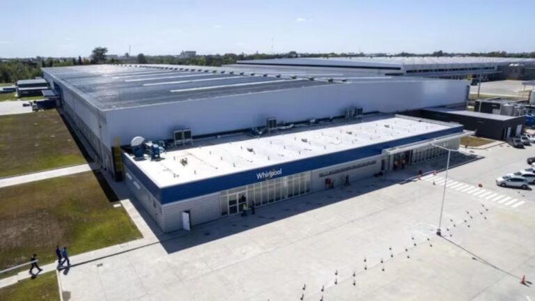 Despedidos de Whirlpool eligen a Milei: La explicación del líder de la UOM