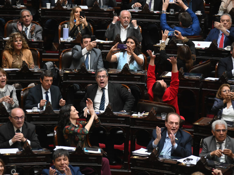 El Peronismo en Crisis: Alerta por Posible Ruptura en Diputados