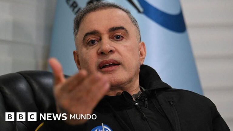 Fiscal General de Venezuela respalda a Maduro en defensa armada y diálogo con EE.UU.