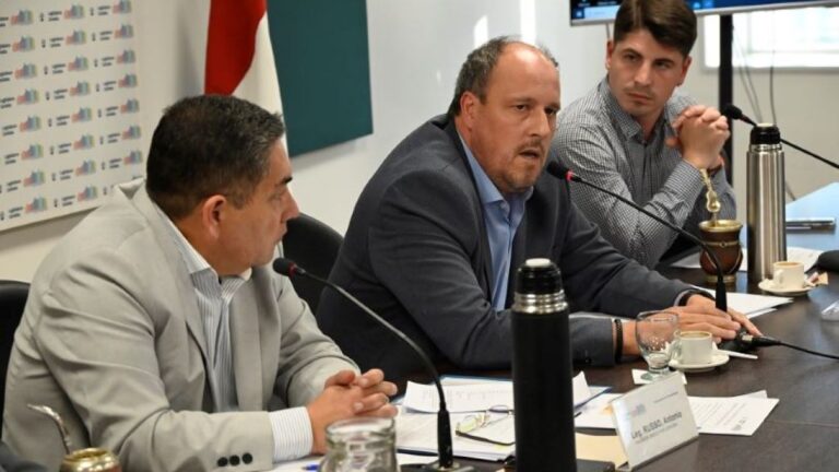 Una Vela y una Gran Apuesta Fiscal: Llaryora y el Futuro Inmobiliario