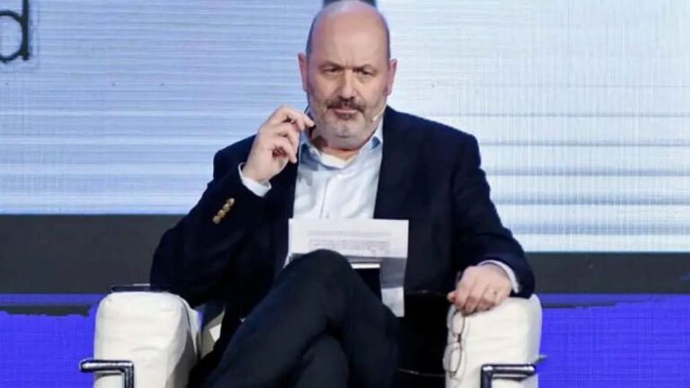 Sturzenegger Agrava el Conflicto de Aportes y Tensa Vínculos con la Cámara de Comercio