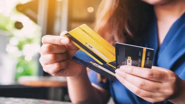 Las Tarjetas de Crédito Superan al Débito: Clave para Arribar a Fin de Mes