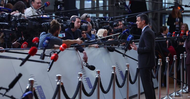 Sánchez defiende la transparencia del rescate a Plus Ultra y revela que no ha conversado con Zapatero