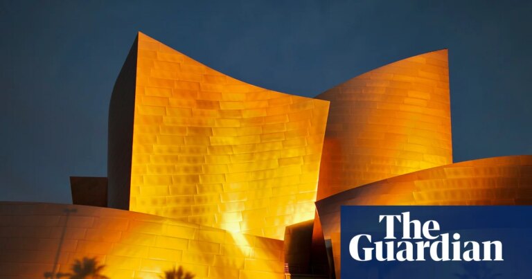 Formas audaces y binoculares: La impactante arquitectura de Frank Gehry en California