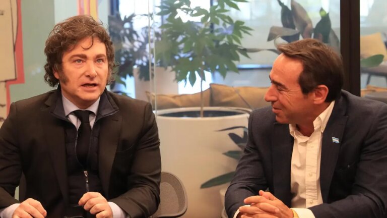 Galperín insta a Milei a integrar la IA en la Reforma Educativa