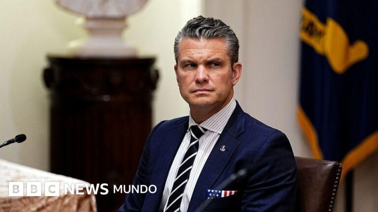 Congresistas exigen aclaraciones a secretario de Defensa de EE.UU. sobre acusaciones de orden de matar a supervivientes en el Caribe