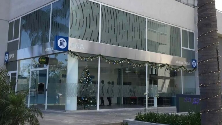 Bancos cierran: ¡Adiós a la compra de dólares!