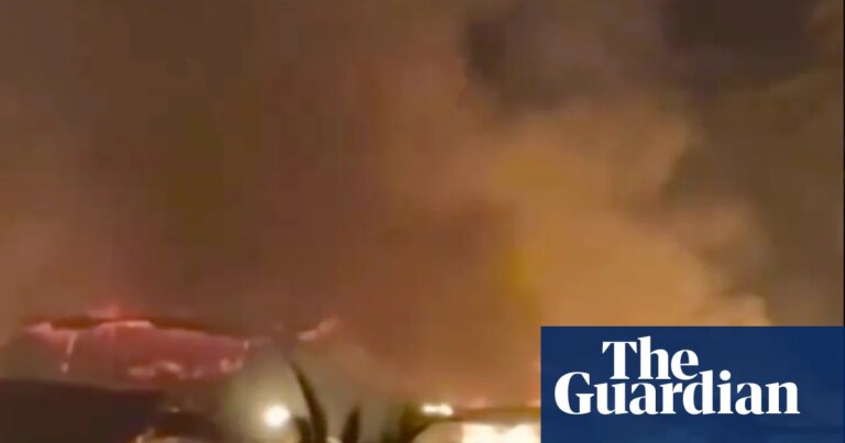 Al menos 23 muertos, incluidos turistas, en incendio en discoteca de Goa