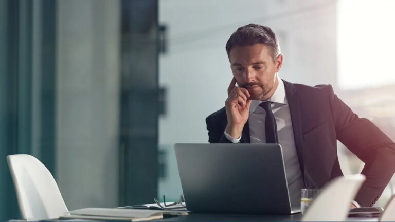 Salarios de CEOs en Argentina: ¿Cómo se comparan con el resto de la región?