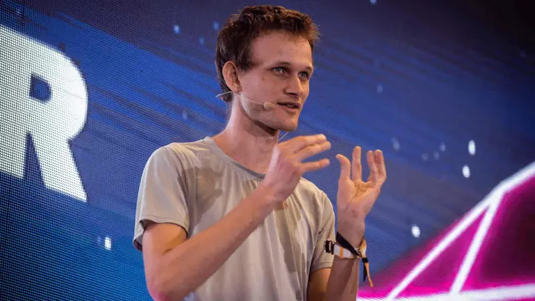 Vitalik Buterin y Grok en X