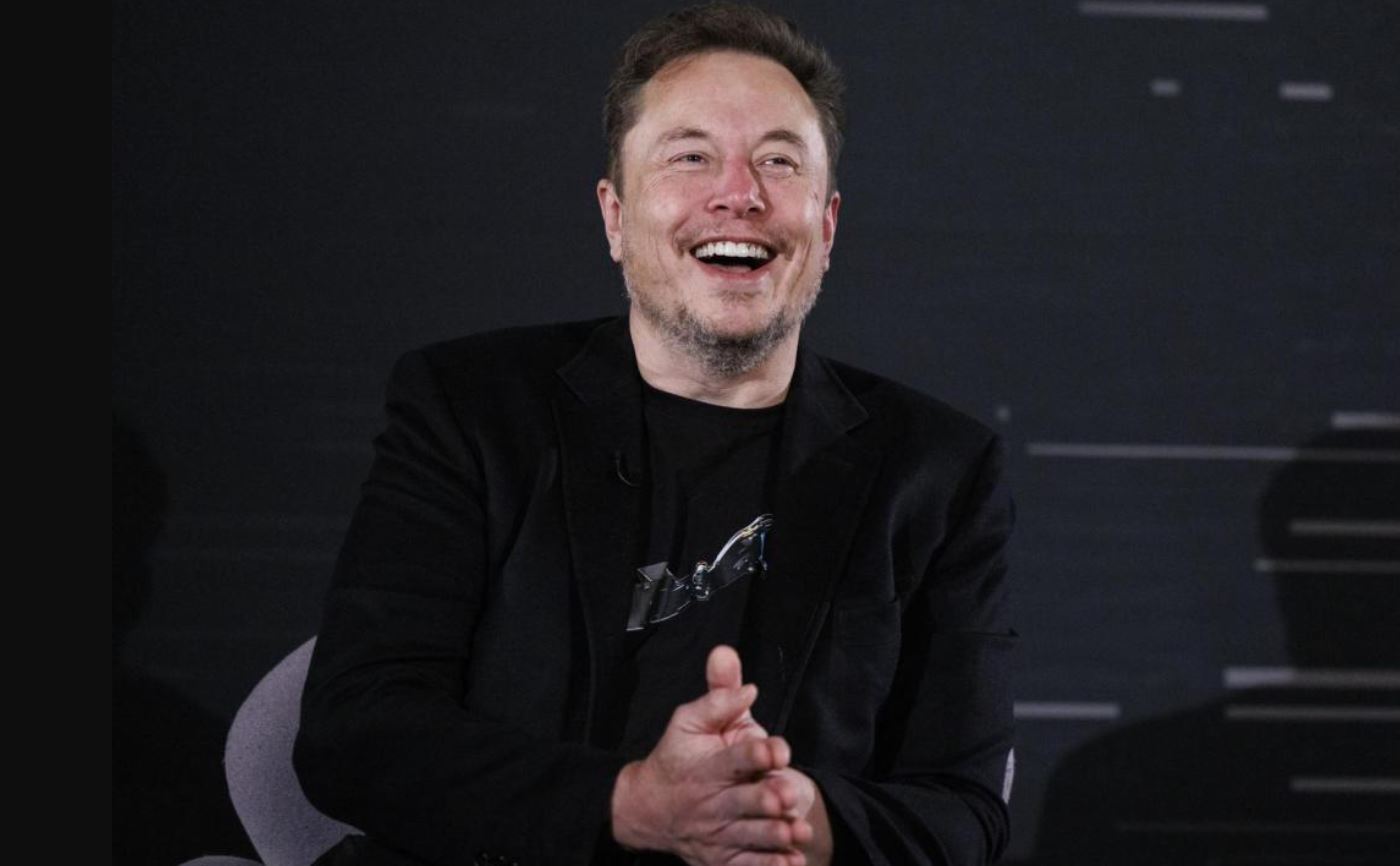 Elon Musk buscando expandir su infraestructura de IA