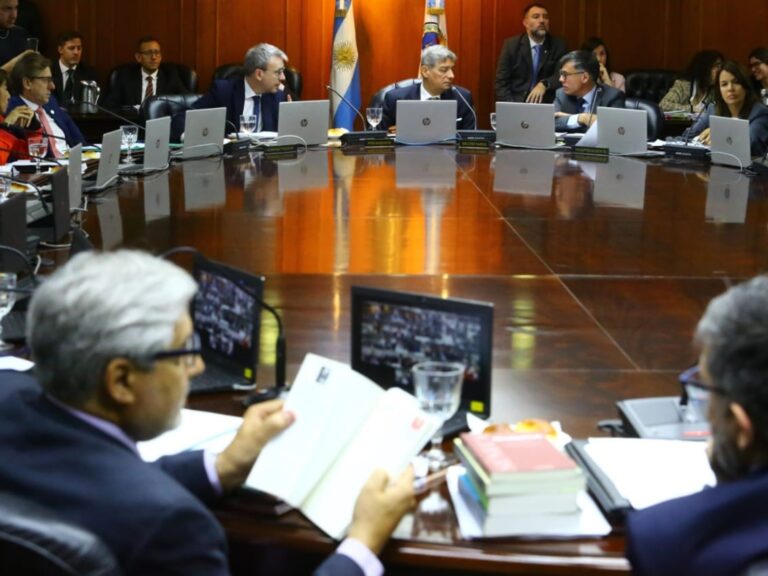 Consejo de la Magistratura presenta 13 ternas de jueces a Milei y avanza en el jury contra Salmain
