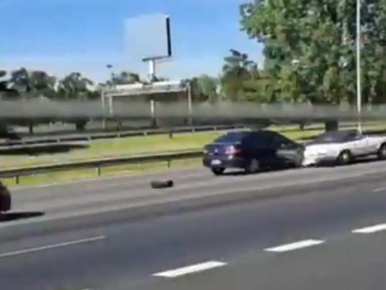 Accidente Impactante: Choque de Auto Clásico de Lujo en la Panamericana
