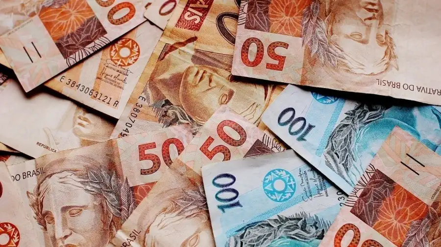 Billetes de real brasileño