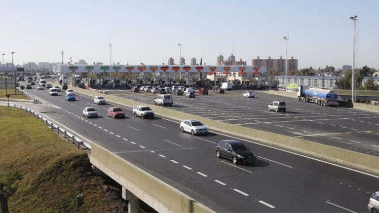 Autopista Dellepiane cerrada este fin de semana: descubre los desvíos