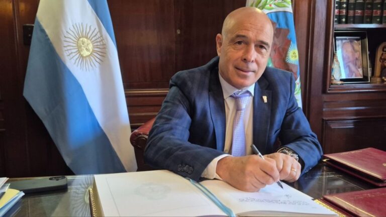Abdala asume la Presidencia en ausencia de Milei y Villarruel