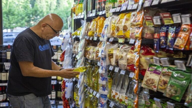 Navidad en Córdoba: Compra a Última Hora con Horarios de Comercios y Ferias