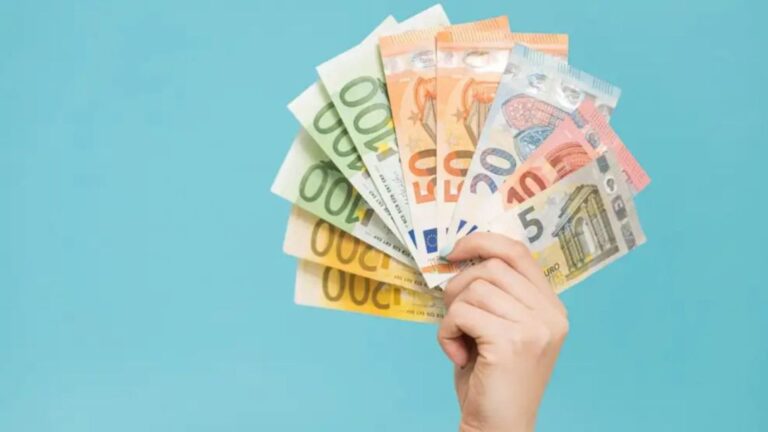 Euro y Euro Blue: Cotizaciones EN VIVO del 24 de diciembre de 2025