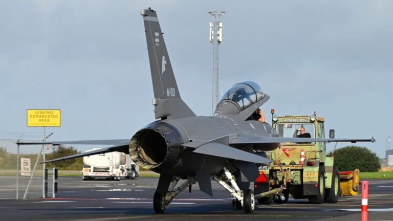 Río Cuarto en alerta: Aterrizaje de F-16 en vivo, ¡no te lo pierdas!