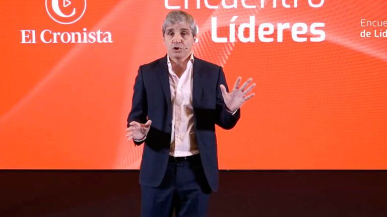 Luis Caputo detalla la estrategia gubernamental para aumentar reservas en 2026