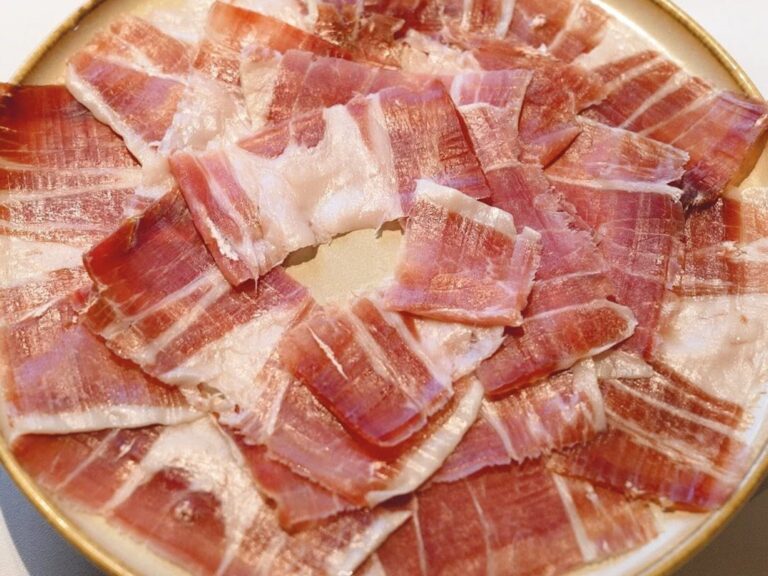 El único restaurante argentino galardonado en España en 2025: un legado familiar de más de 50 años