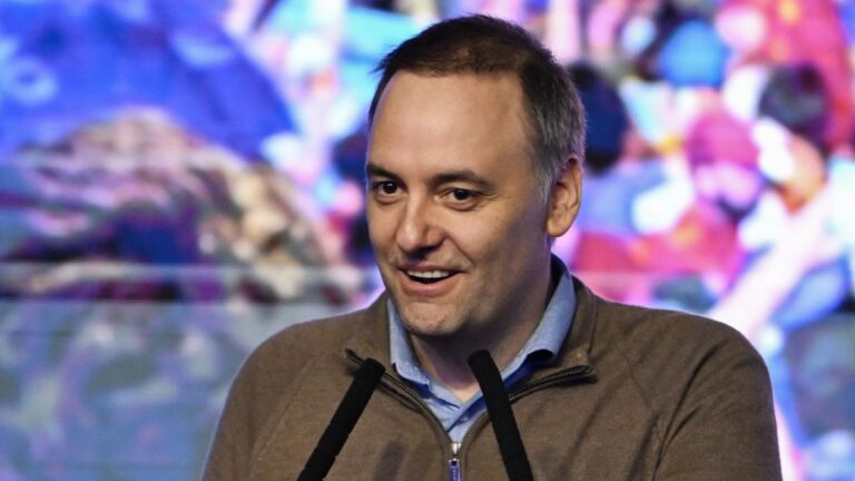 Manuel Adorni nombra a Aimé ‘Meme’ Vázquez como nueva vicejefa de Gabinete